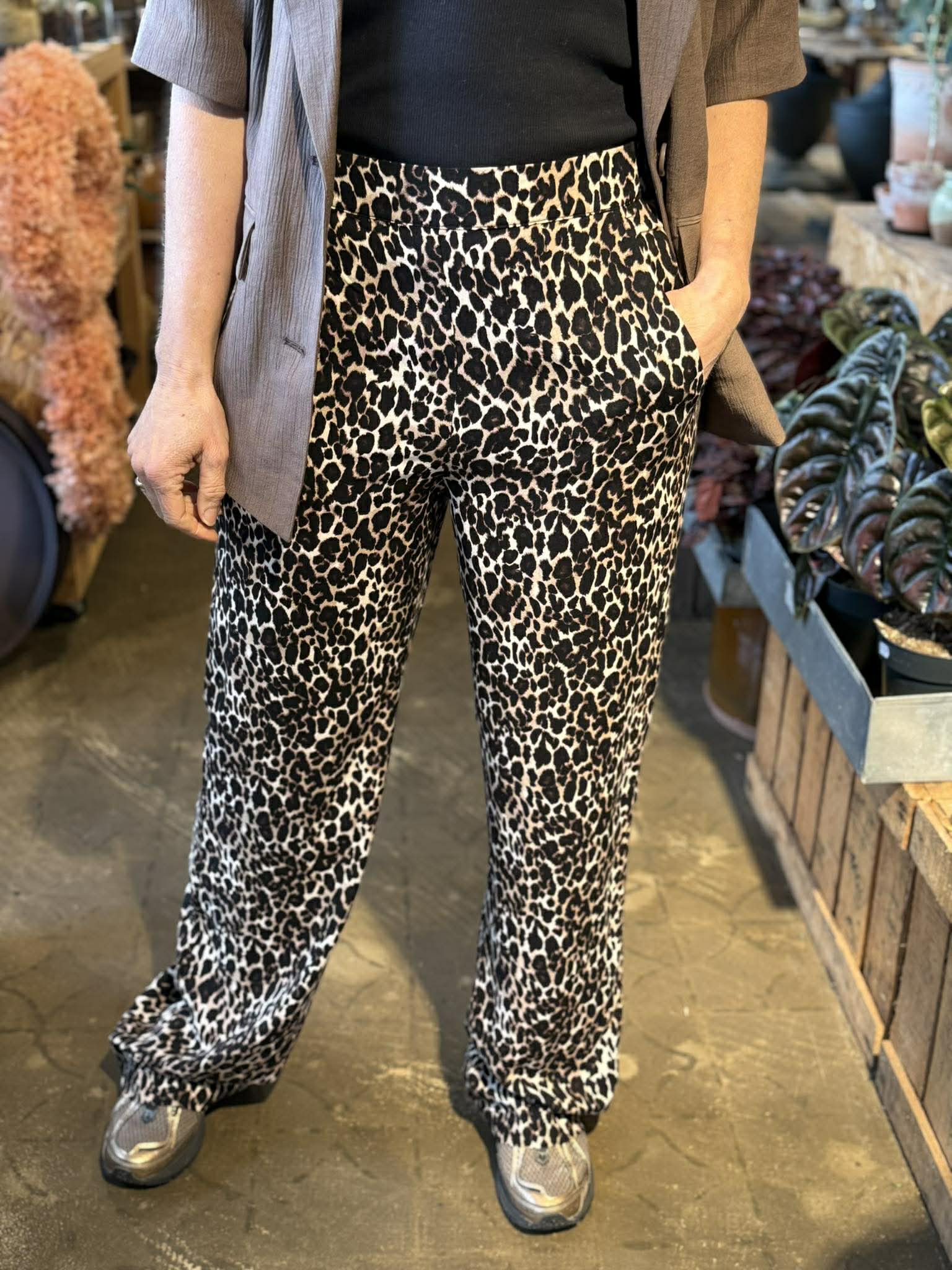 VMEASY Trousers - Leopard